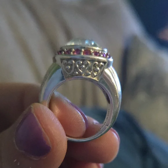 Brighton Silver and Pink Ring with Elegant Design - Picture 3 of 3